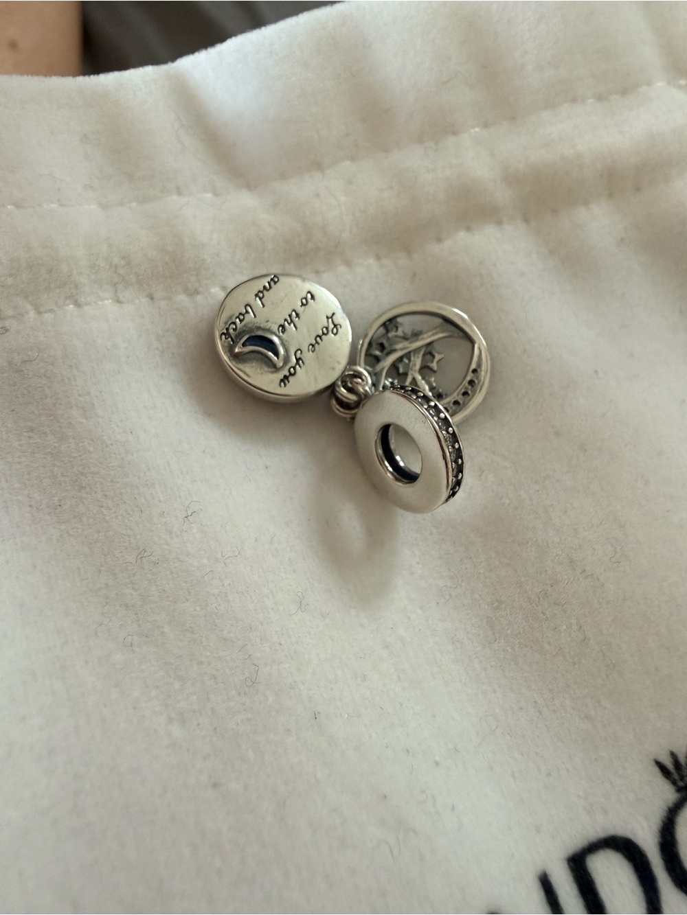 The Pandora Double Dangle Tree & Galaxy Moon
Charm - Picture 5 of 11